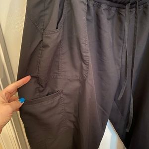 Women’s scrub bottoms